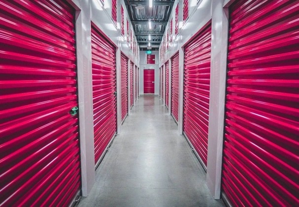 Mini depósitos de Supreme Storage: control de temperatura para equipos de temporada en Panamá