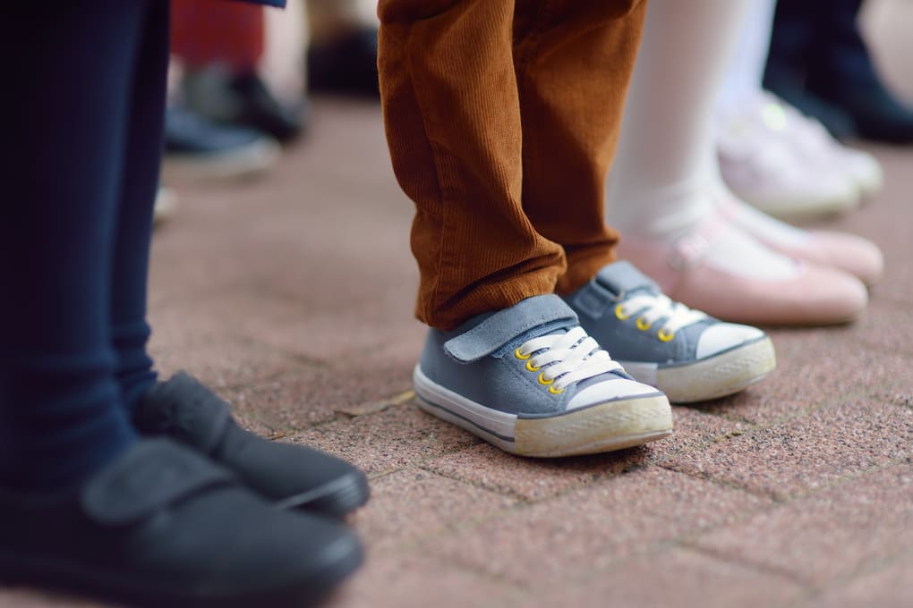 Zapatos de niño en Panamá: cómo identificar calidad y durabilidad