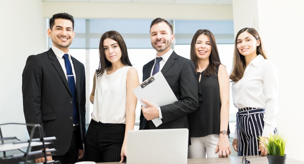 Outsourcing de recursos humanos: servicios fundamentales para empresas en crecimiento